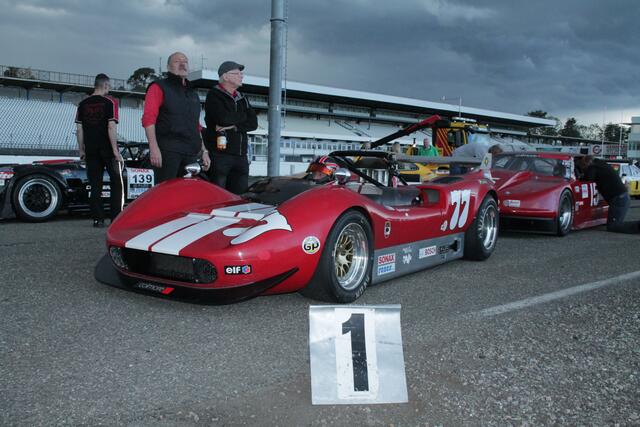 Walter Hoffmann aus Neuhofen in seinem McLaren V8-Sportwagen (Foto Michael Sonnick)