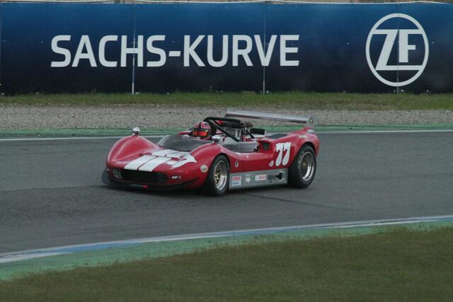 Walter Hoffmann aus Neuhofen in seinem McLaren V8-Sportwagen (Foto Michael Sonnick)