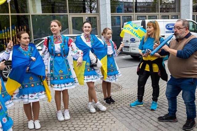 Folkorelieder bereicherten die Veranstaltung.  | Foto: Christian Gaier
