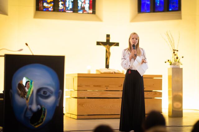 Die Fotografin Svetlana Nova erzählte die Geschichte ihrer Tochter Sofia. | Foto: Christian Gaier