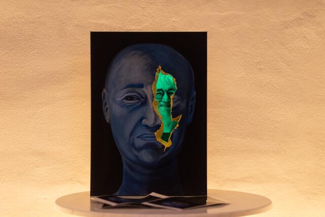Die Ausstellung „Jeder Mensch hat eine Seele“ ist noch bis Mitte Juni zu sehen.   | Foto: Christian Gaier