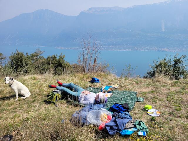 Rast mit Blick auf den Gardasee | Foto: Markus Pacher
