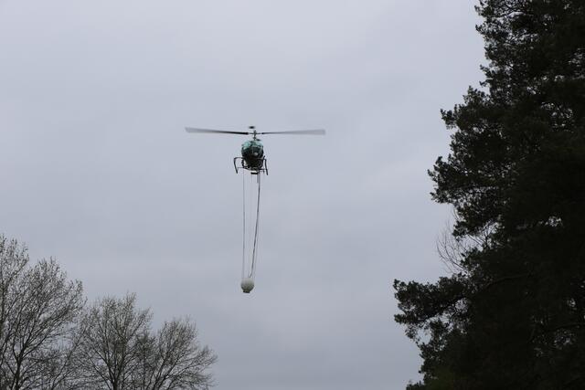 Über dem Brand wird das Wasser per Knopfdruck abgelassen | Foto: Heike Schwitalla