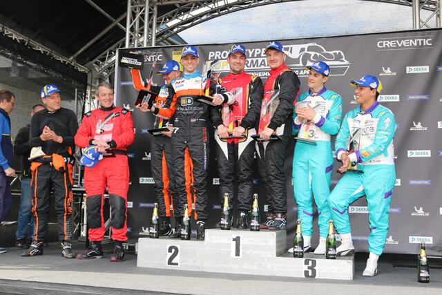 Robin Rogalski und Valentino Catalano als Zweite auf dem Podium (Foto Anita Catalano)