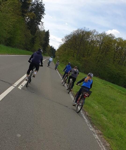 Auch die Kunstrad-Abteilung absolvierte mit einigen Sportlern den Rundkurs | Foto: |LWeller