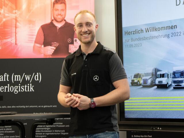 Tim-Julian Lang in der Ausbildungswerkstatt bei Daimler Trucks in Wörth | Foto: Heike Schwitalla