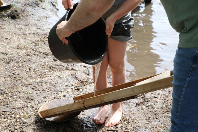 Goldwaschkurs bei Leimersheim | Foto: Heike Schwitalla