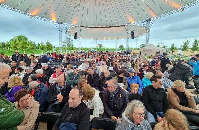 Schon bei der Premiere war die Resonanz groß. Weitere 14 Aufführungen werden folgen.