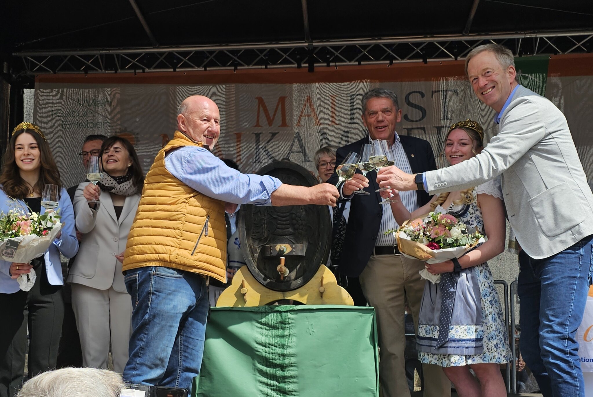 Das Maifest Maikammer 2023 ist eröffnet! - Neustadt/Weinstraße