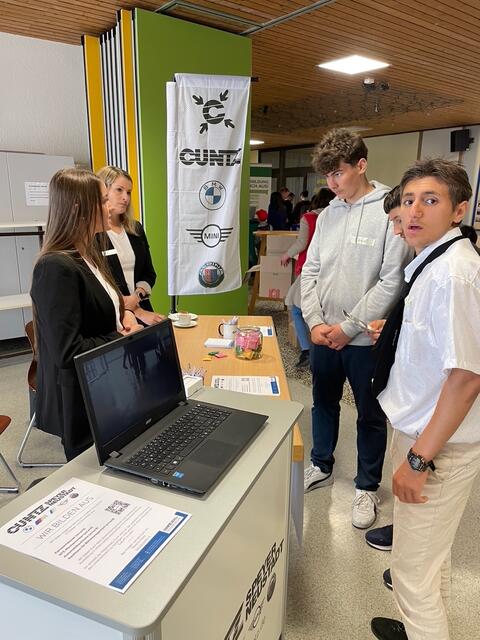Diese Schüler möchten gerne Automobilkaufmann werden. | Foto: Weiler