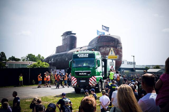 Nur noch ein bisschen Rangieren, dann ist es geschafft | Foto: Cornelia Bauer