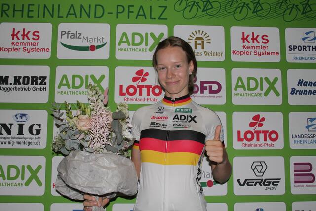 In Dudenhofen am Start ist auch Anne Slosharek aus Ludwigshafen (Foto Michael Sonnick)