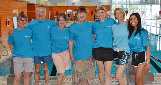 Das „Orga-Team“ der Südpfalzwerkstatt war stolz auf das gelungene Schwimmfest. | Foto: Dennis Christmann/Lebenshilfe Südliche Weinstraße