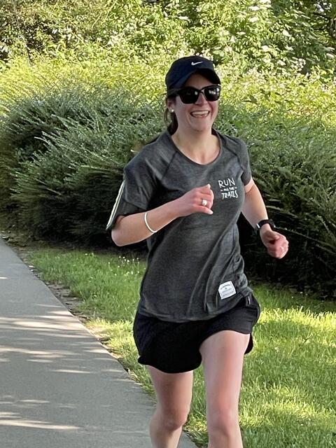 Helena aus Australien lief ihren unsgesamt 100. parkrun in Speyer. Herzlichen Glückwunsch. 