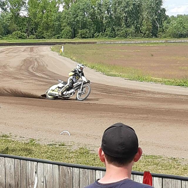 Julien Walter beim Training auf der Sandbahn in Altrip