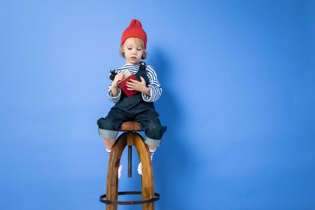 Unsere ehrenamtliche Lesepatinnen und Lesepaten lesen vor - für Zuhörerinnen und Zuhörer von drei bis sechs Jahren.  | Foto: Pexels