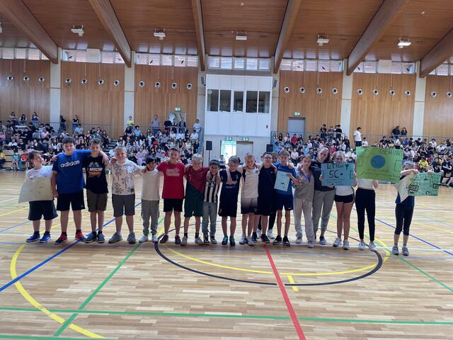 Enttäuscht, aber immerhin zweiter Platz der Orientierungsstufe, Klasse 5c | Foto: Weiler
