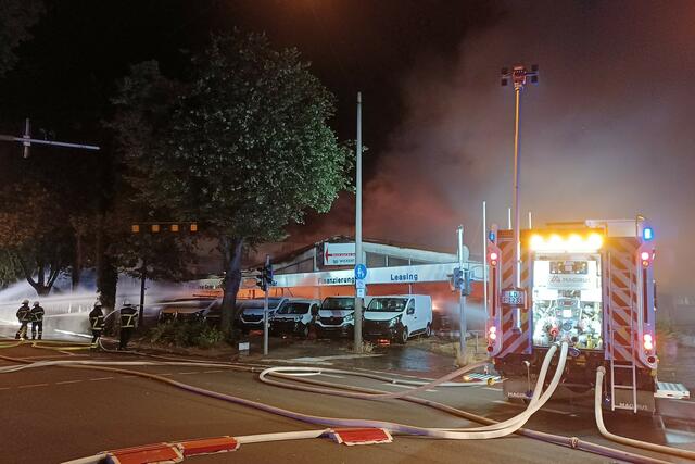 In Landau kam es in der Nacht auf Samstag zu einem Großbrand | Foto: Stadt Landau