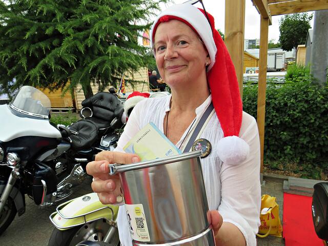 Da geb ich doch glatt was für die Spendendose | Foto: Brigitte Melder