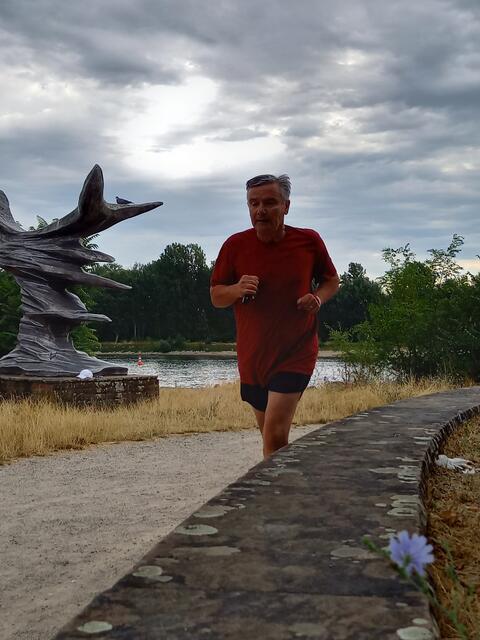 robert bekam eine Urkunde zu seinem 50.parkrun. | Foto: Speyer Leinpfad parkrun