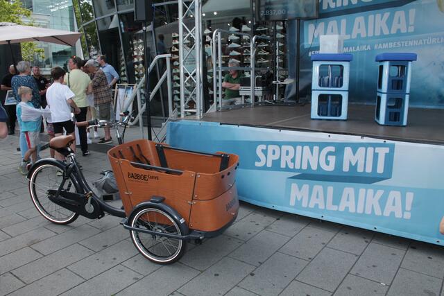 Der Hauptpreis vom Gewinnspiel war ein Lastenfahrrad | Foto: Michael Sonnick
