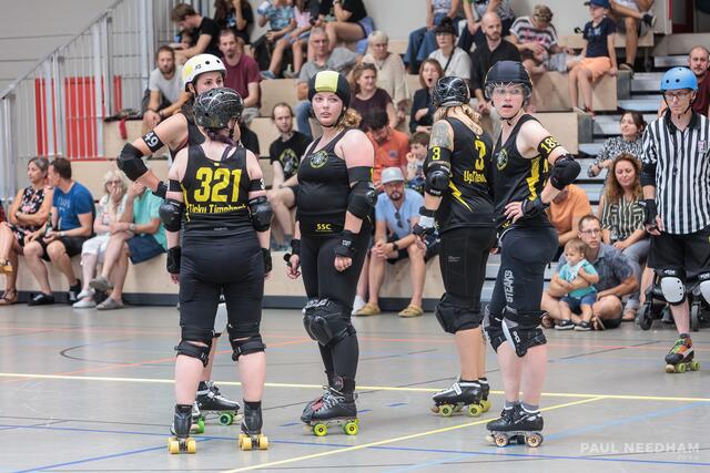 Roller Derby Karlsruhe vs. Munich Rolling Rebels &amp; Friends | Foto: Paul Needham