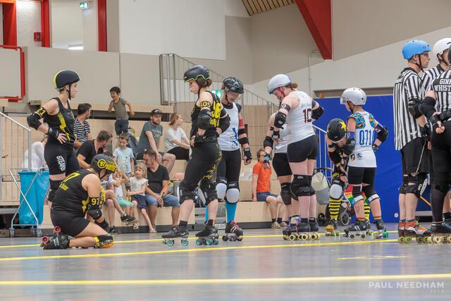 Roller Derby Karlsruhe vs. Munich Rolling Rebels &amp; Friends | Foto: Paul Needham