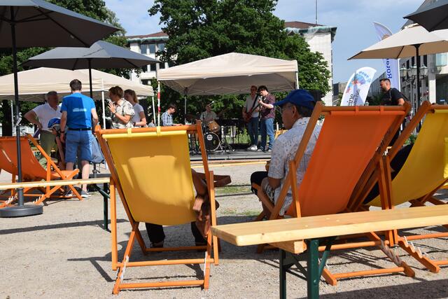 Chillen beim Abschlussfest des Spendenlaufs für das Sybelcentrum | Foto: Heimstiftung Karlsruhe