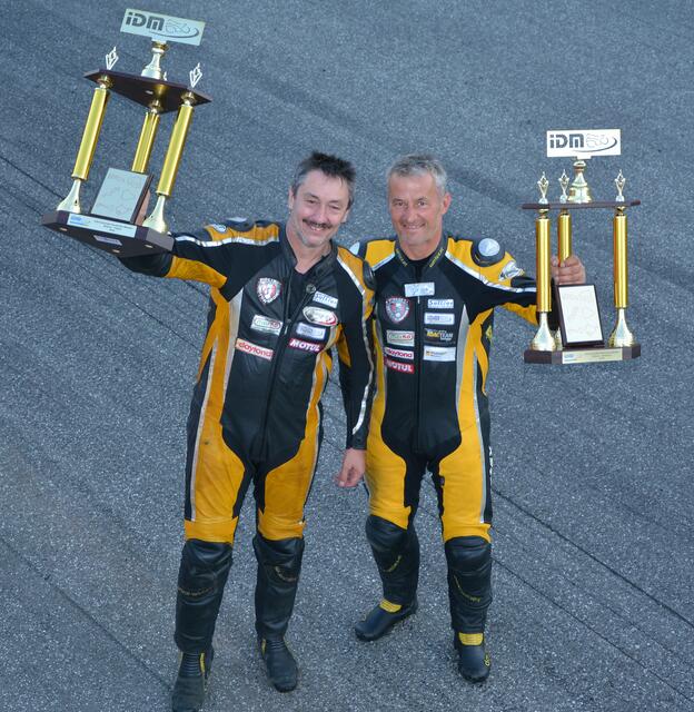 Josef Sattler und Uwe Neubert IDM-Meister 2018 Sidecar 1000 ccm  | Foto: Hermann Rüger