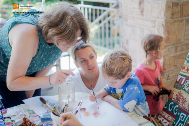 "Vielleicht hier noch etwas mehr Wasser?" | Foto: Melanie Waldschmitt