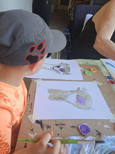 Maximilian beäugt das Original und dann gehts weiter | Foto: Nicole Peschke