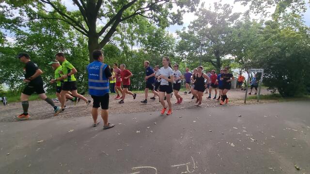 Speyer Leinpfad parkrun. Jeden Samstag um 9h hinter der Speyerer Jugendherberge.  | Foto: SLP