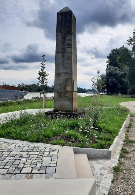 Obelisk beim Fähranleger | Foto: Förderkreis für Heimat- und Brauchtumspflege