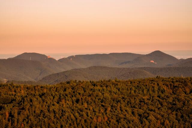 Sommer (August)
HDR Foto aus 9 Einzelaufnahmen. | Foto: Fritz Monath