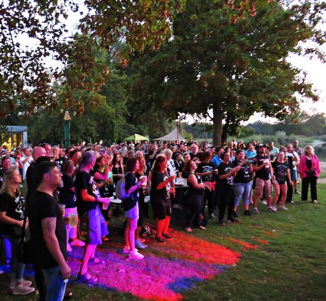 Mega voll die Wiese | Foto: Brigitte Melder