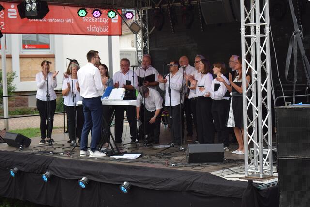 MGV Harmonie Ramberg unter der Leitung von Joshua Martin | Foto: B. Bender