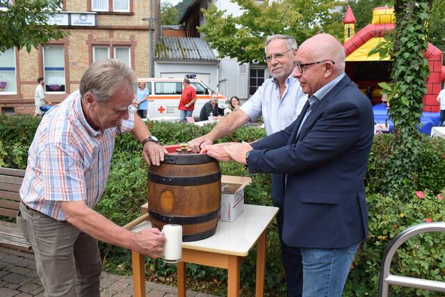 Ozapft is | Foto: B. Bender