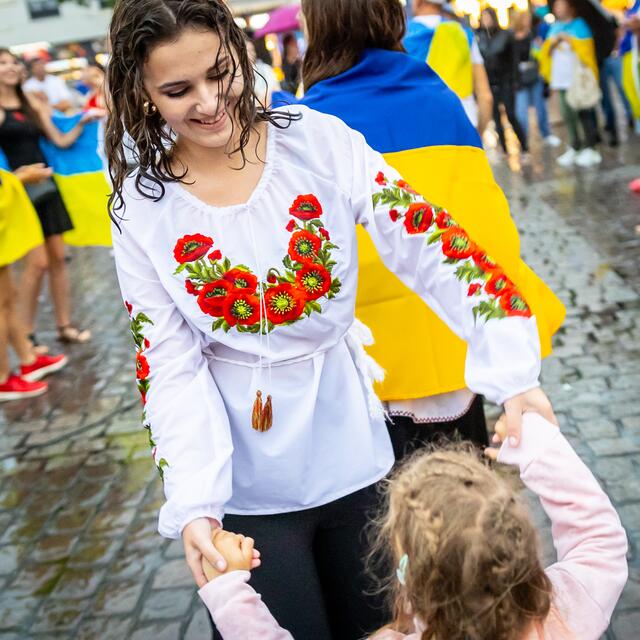 Feier des ukrainischen Unabhägigkeitstages auf dem Mannheimer Marktplatz.   | Foto: Christian Gaier