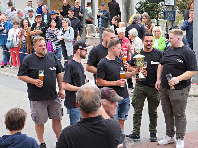 Holten den Pott | Foto: Brigitte Melder