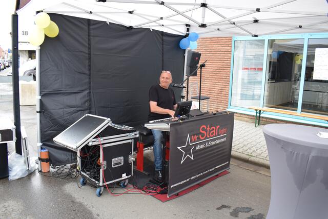 Live-Musik von Mr. Starlight | Foto: Gemeinde Mutterstadt