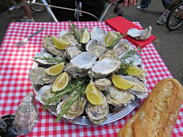 Austern schlürfen | Foto: Brigitte Melder