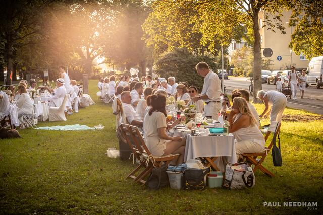 Dîner en blanc - Karlsruhe | Foto: Paul Needham