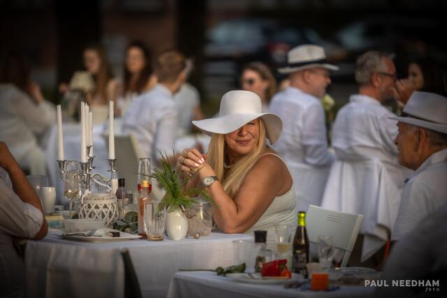 Dîner en blanc - Karlsruhe | Foto: Paul Needham