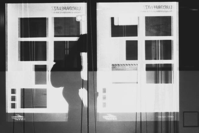 Mensch und Technik (U-Bahn, Karlsruhe, September) | Foto: Melanie Zürn