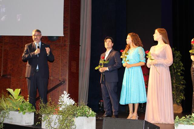 Oberbürgermeister Marc Weigel und die Meistersinger | Foto: Markus Pacher