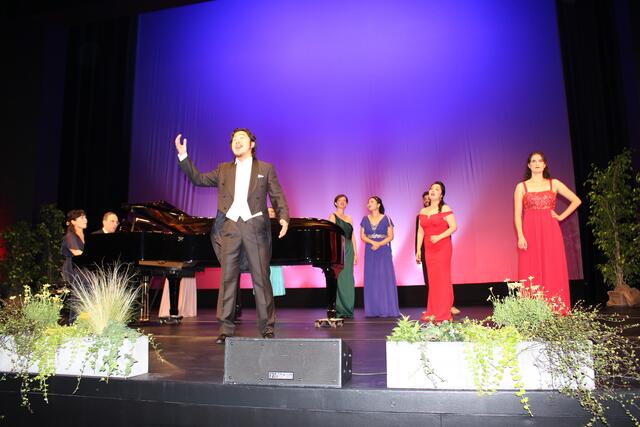 2. Preisträger Jungsung Jeon und Ensemble im Zwischenprogramm | Foto: Markus Pacher