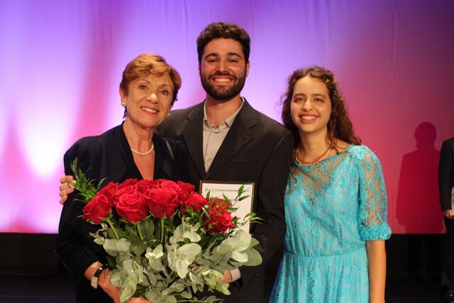 Prof. Claudia Eder mit ihren Schülern Shira Shamir und Amit Bek aus Israel | Foto: Markus Pacher