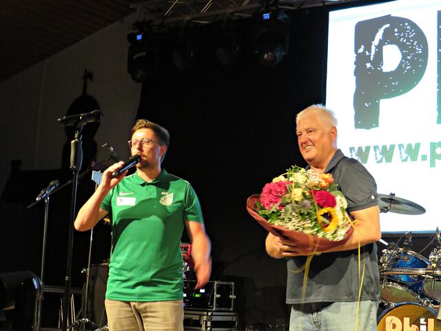 Blumen als Dankeschön für die Organisation | Foto: Brigitte Melder