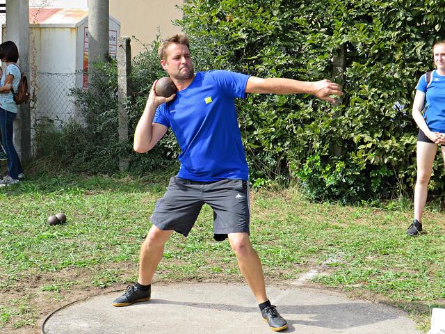 Kugelstoßen | Foto: Brigitte Melder