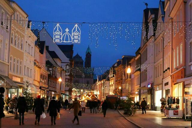 Motiv 1: Weihnachtsshopping in Speyer  | Foto: Betsy Luisa Goyk 2022